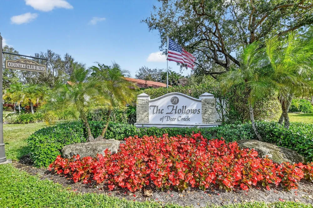 661 Hollows Circle, Deerfield Beach, FL 33442