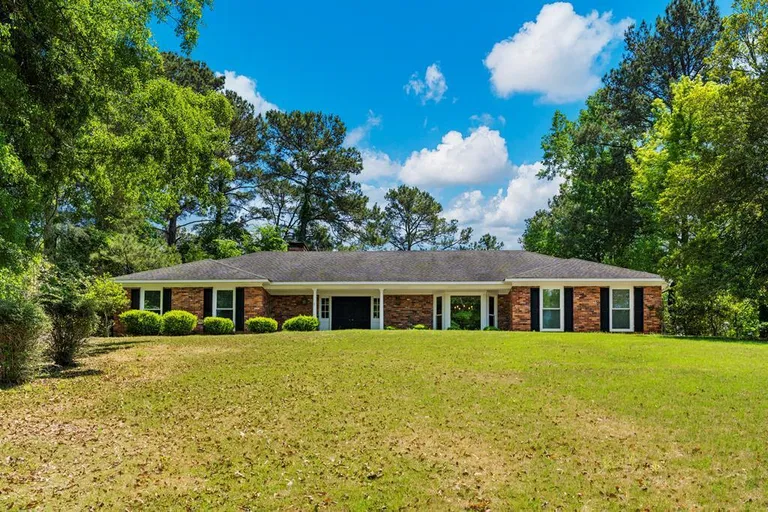 7140 Leighton Rd, Columbus, GA 31904