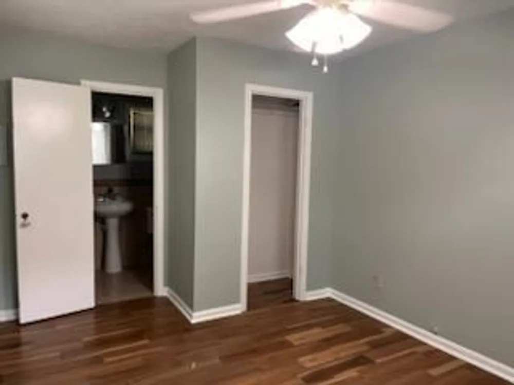 911 Lamore St, Columbus, GA 31907