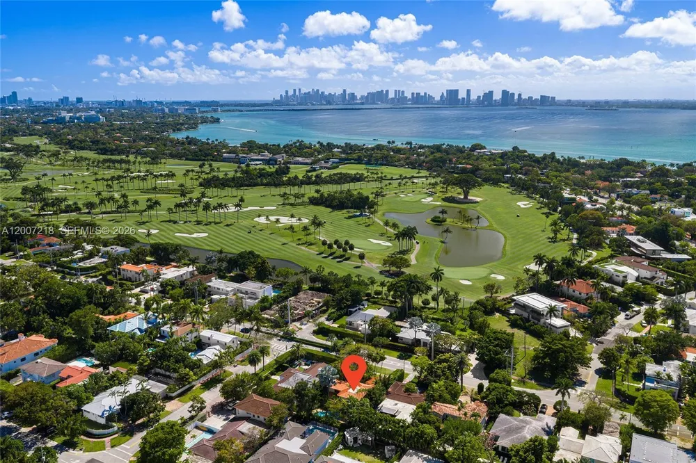 6121 Lagorce Dr, Miami Beach, FL 33140