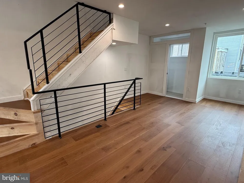 1207 S 26th St, Philadelphia, PA 19146