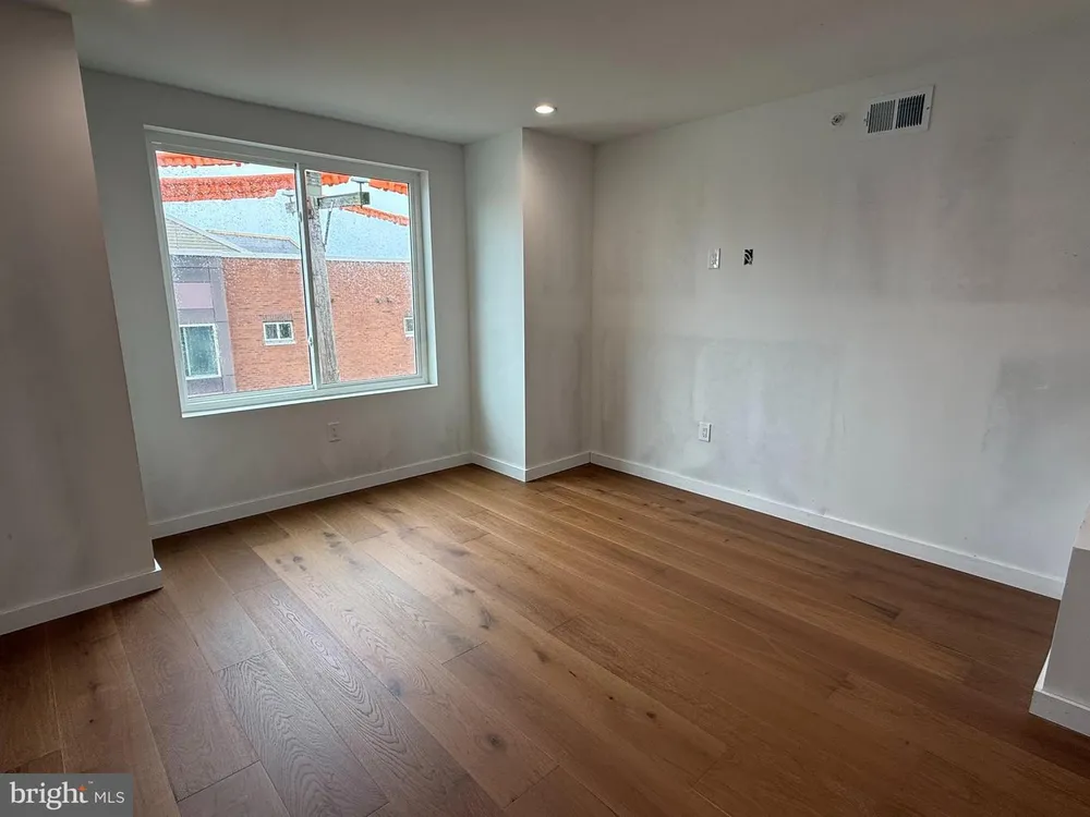 1207 S 26th St, Philadelphia, PA 19146