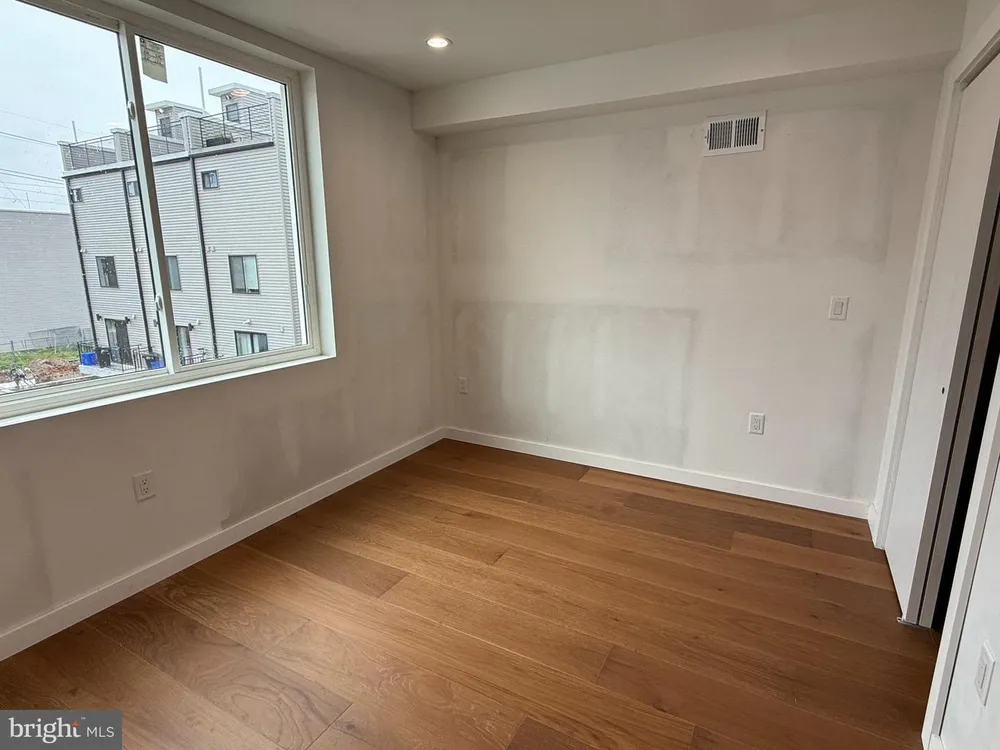 1207 S 26th St, Philadelphia, PA 19146