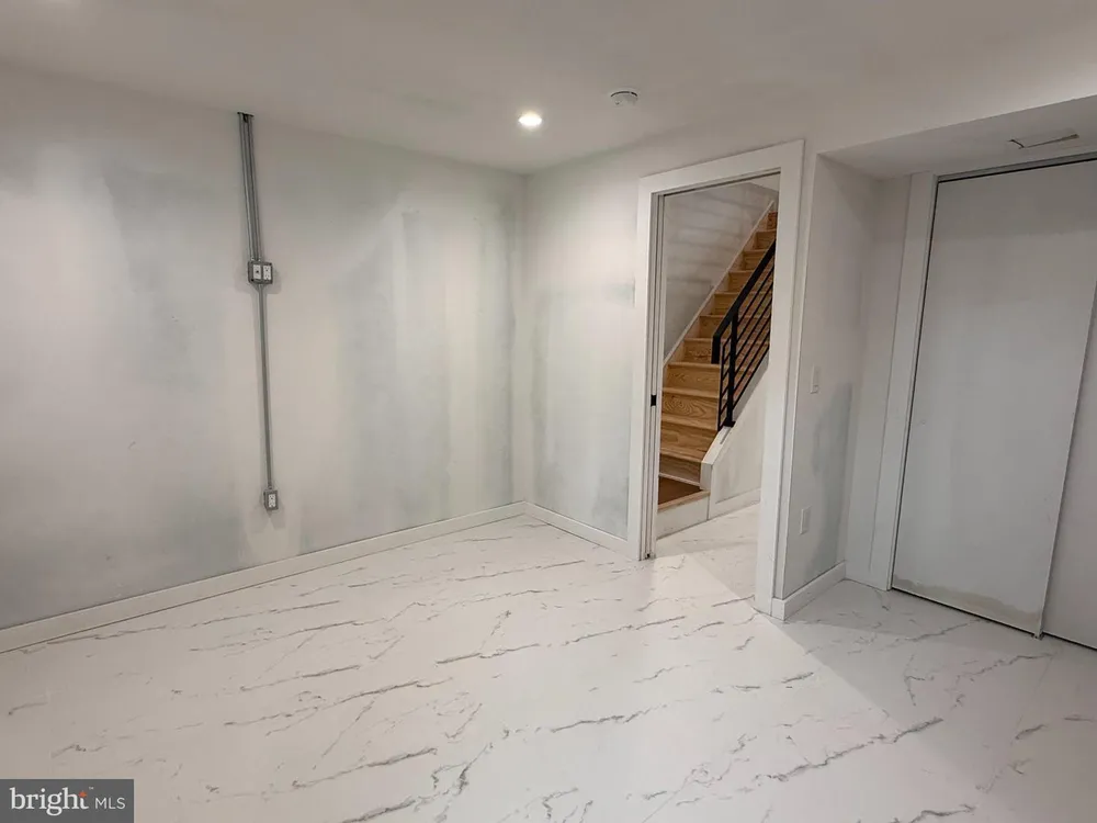 1207 S 26th St, Philadelphia, PA 19146