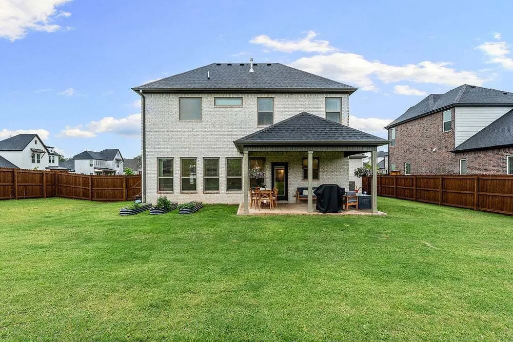 1411 Elijahs Dr, Cave Springs, AR 72718