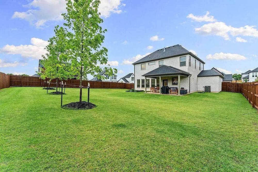 1411 Elijahs Dr, Cave Springs, AR 72718
