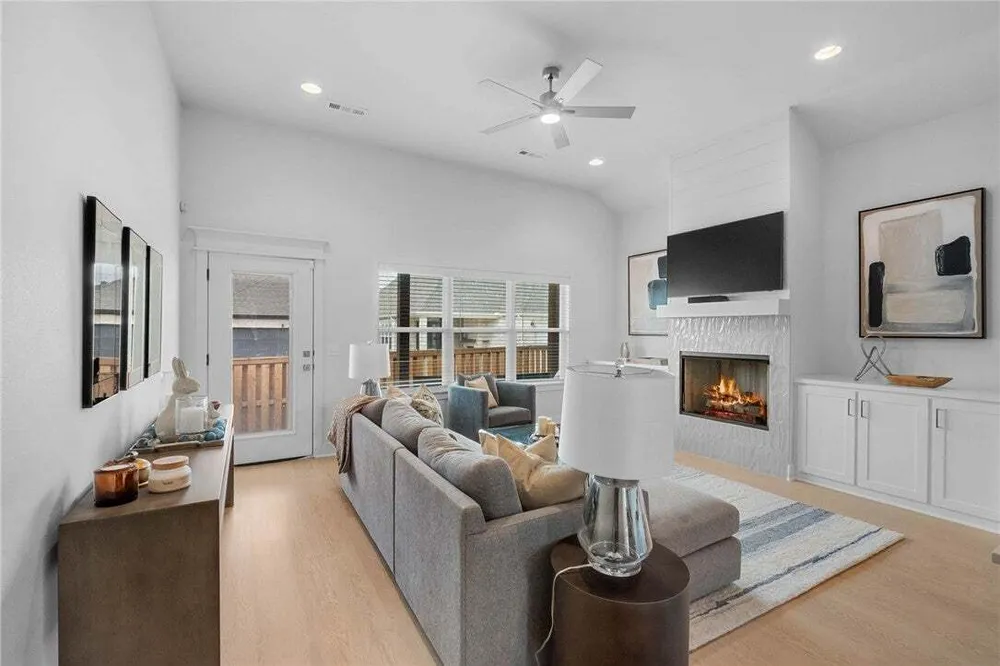 6304 SW Beacon St, Bentonville, AR 72713