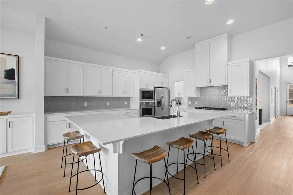 6304 SW Beacon St, Bentonville, AR 72713