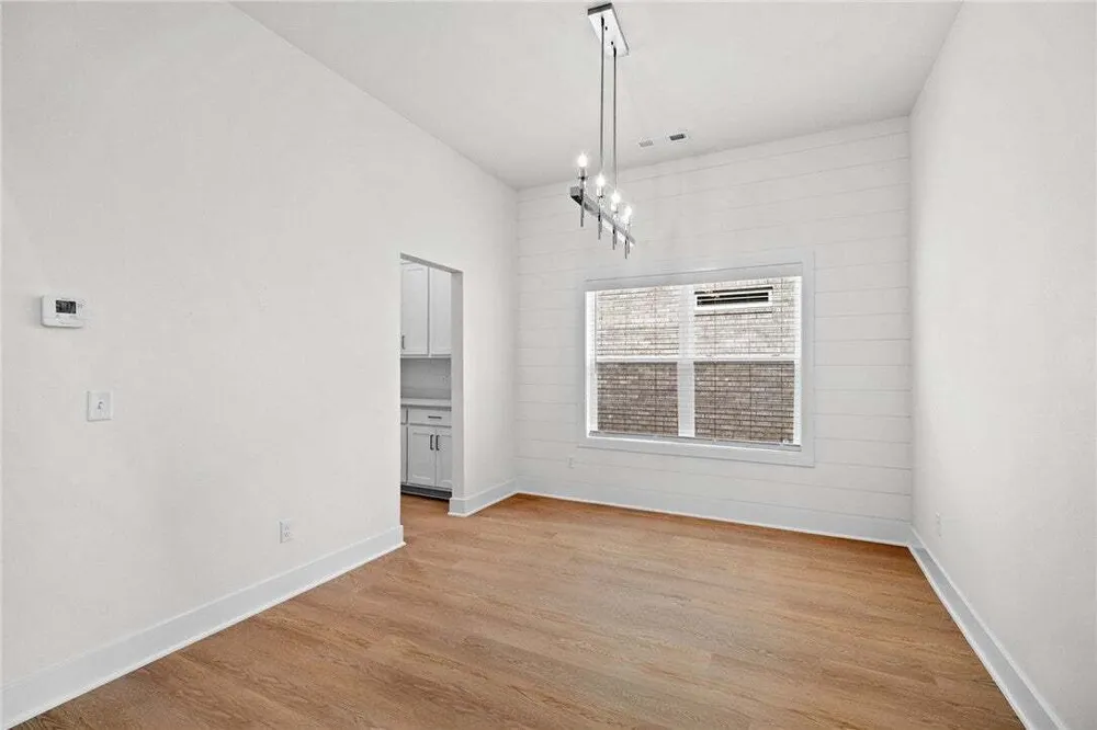 6304 SW Beacon St, Bentonville, AR 72713
