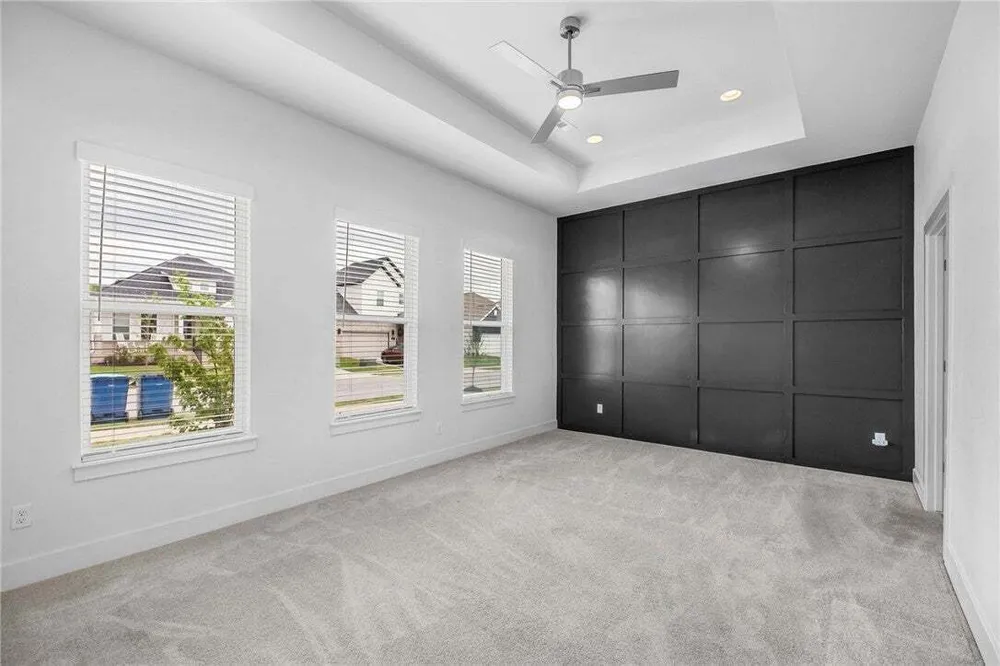 6304 SW Beacon St, Bentonville, AR 72713
