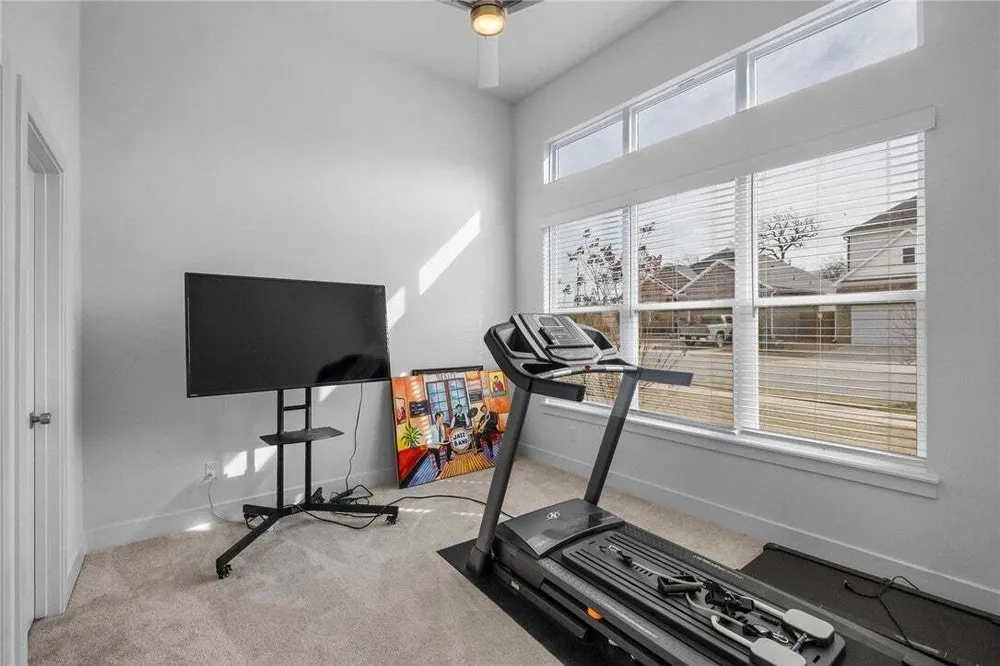 6304 SW Beacon St, Bentonville, AR 72713