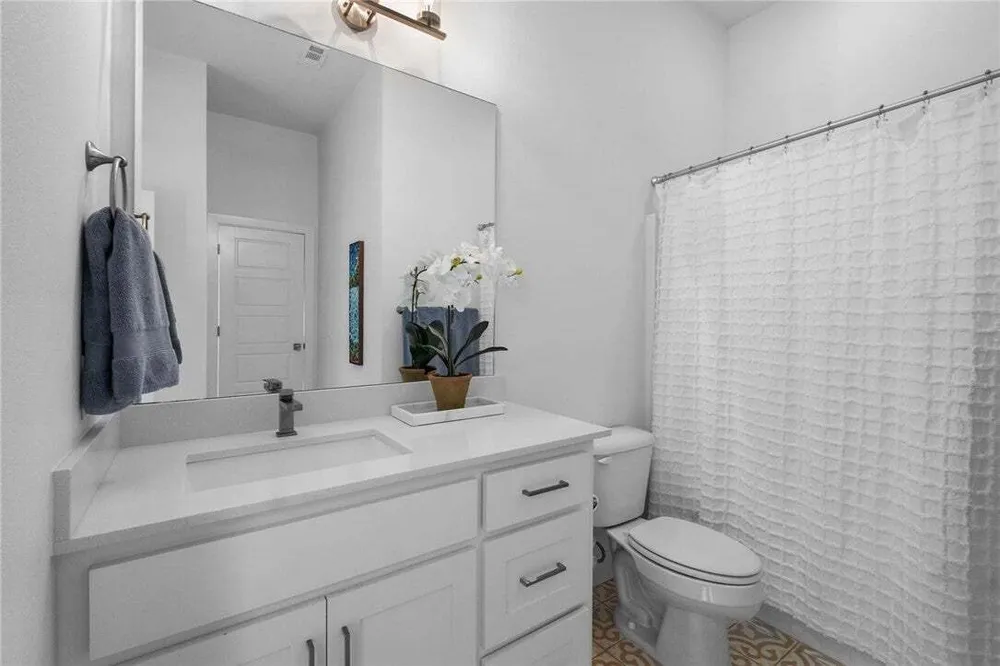 6304 SW Beacon St, Bentonville, AR 72713