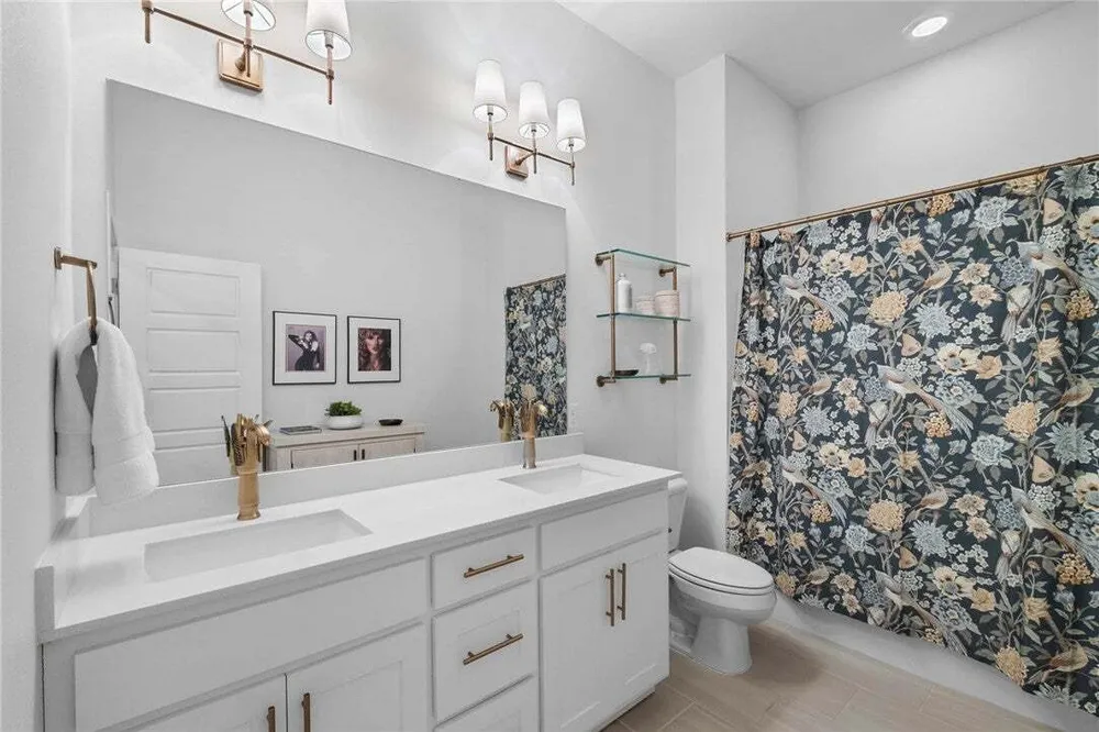 6304 SW Beacon St, Bentonville, AR 72713