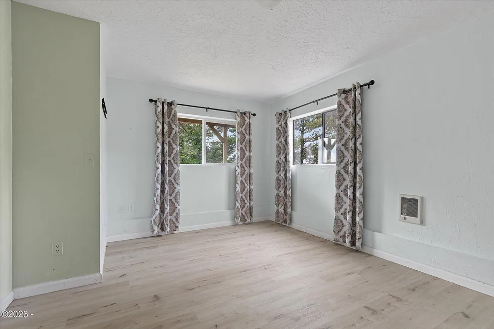 1810 NW Viewridge Dr, Waldport, OR 97394