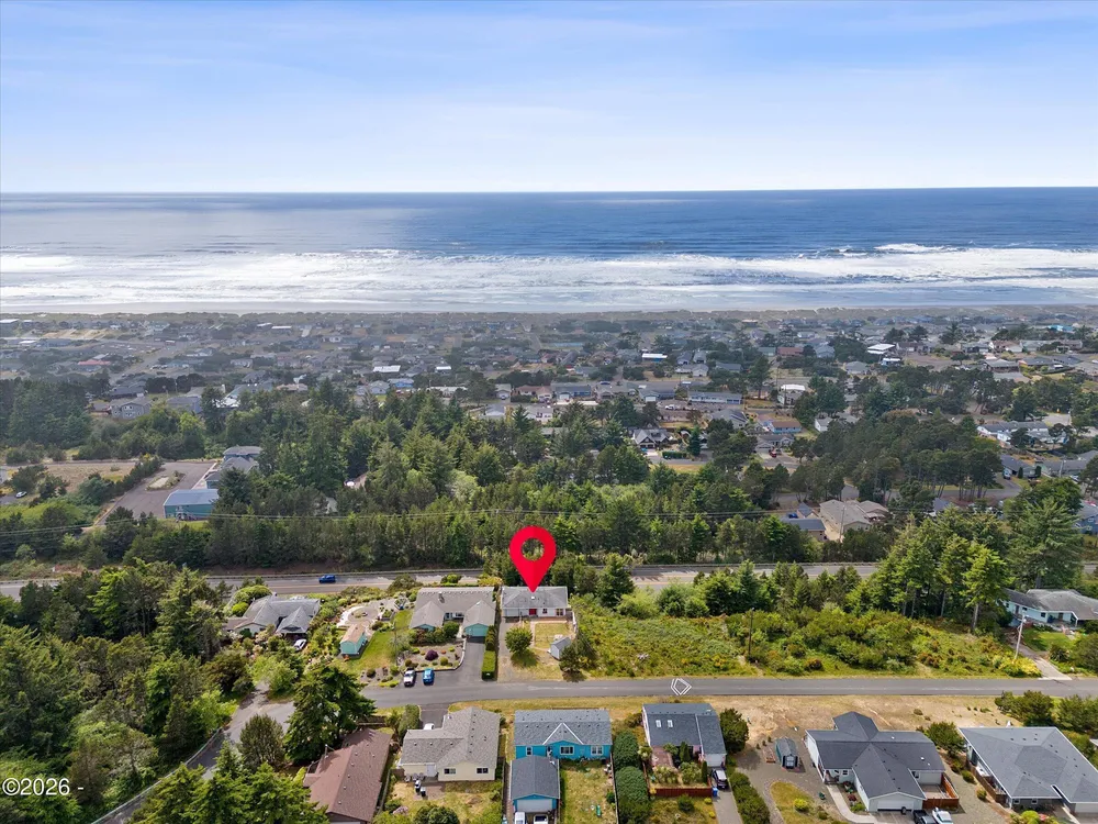 1810 NW Viewridge Dr, Waldport, OR 97394