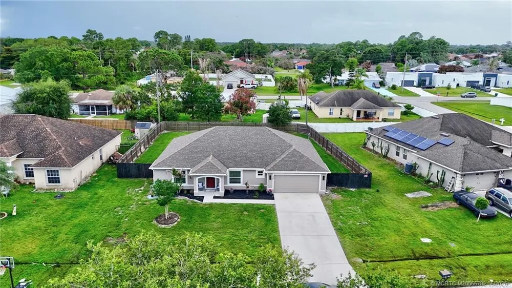 1382 SW Crest Ave, Port St Lucie, FL 34953