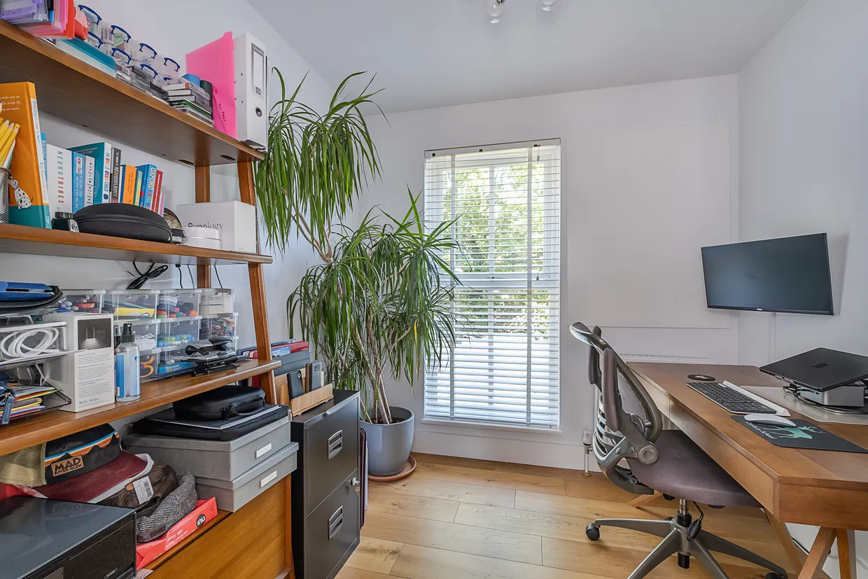 Windmill Rise, Kingston Upon Thames, KT2 photo 15