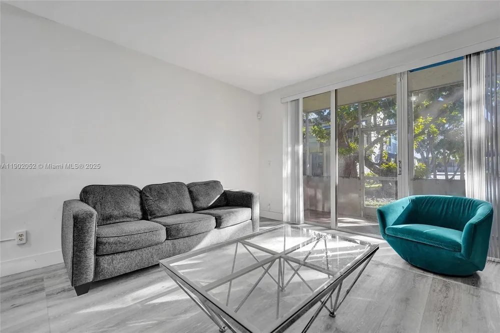 2334 SW 82nd Terrace, North Lauderdale, FL 33068