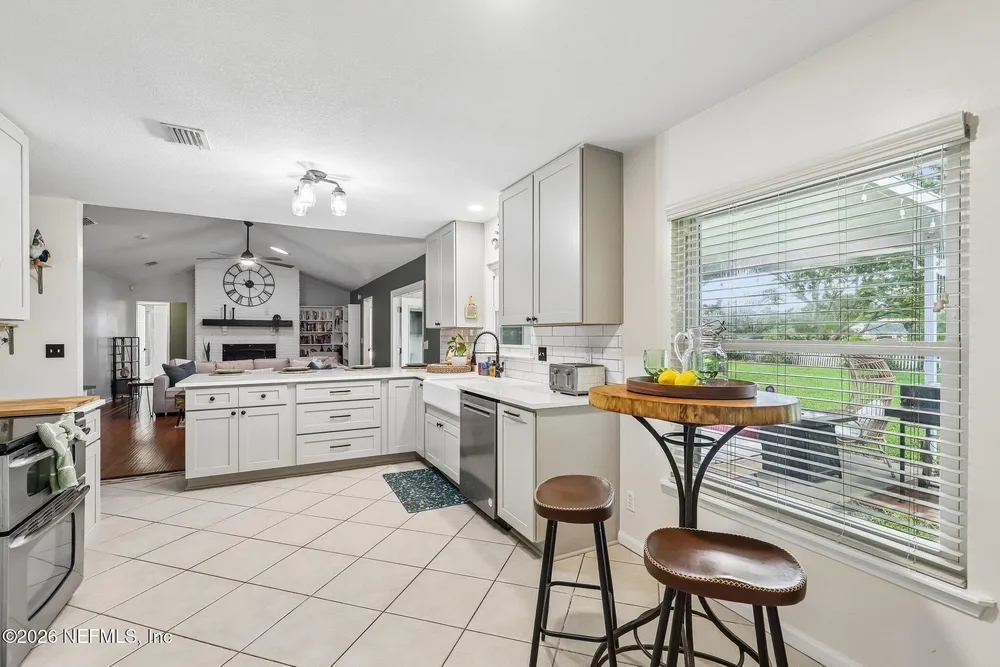 1761 Broken Bow Dr E, Jacksonville, FL 32225