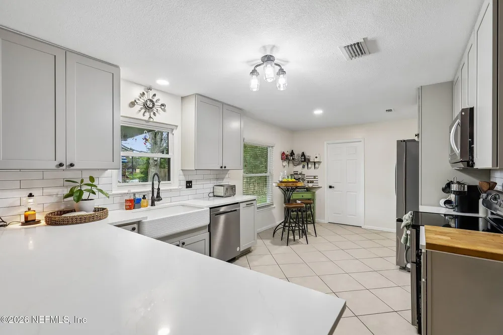1761 Broken Bow Dr E, Jacksonville, FL 32225