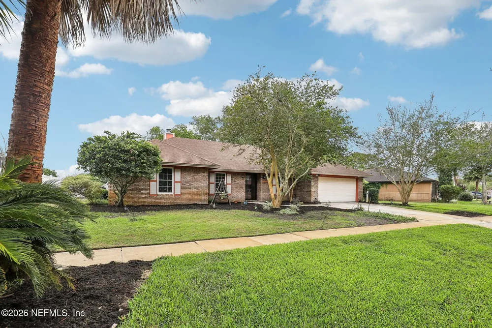 1761 Broken Bow Dr E, Jacksonville, FL 32225