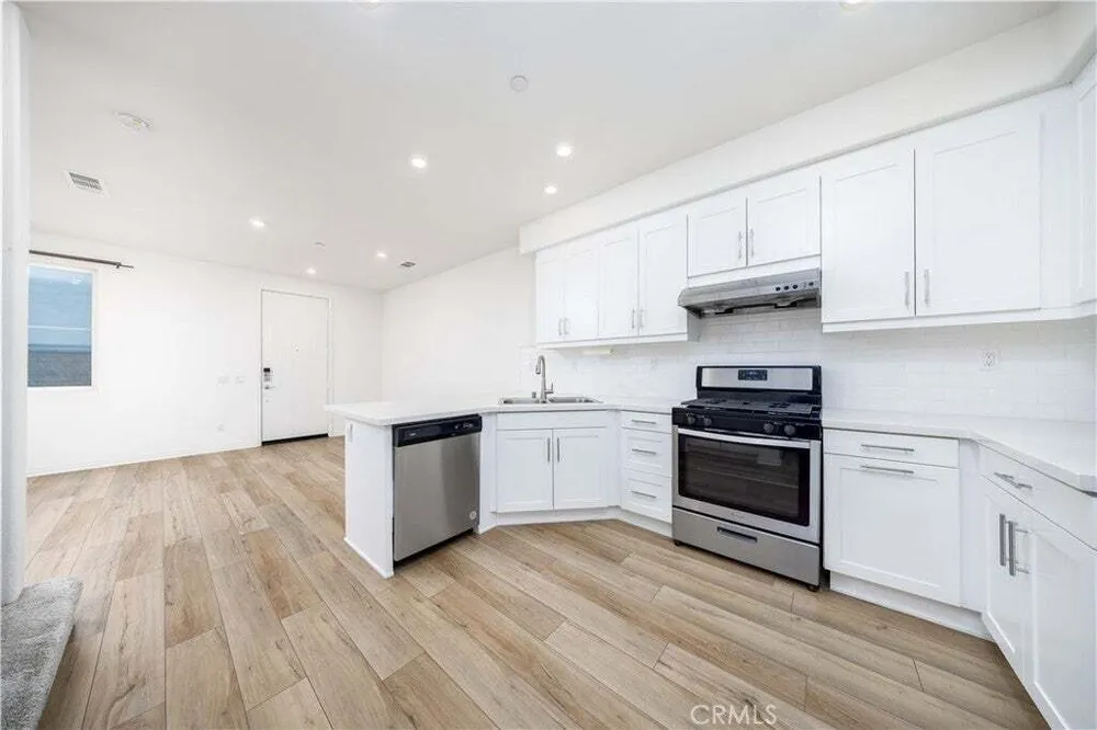 17 Aria Street, South El Monte, CA 91733