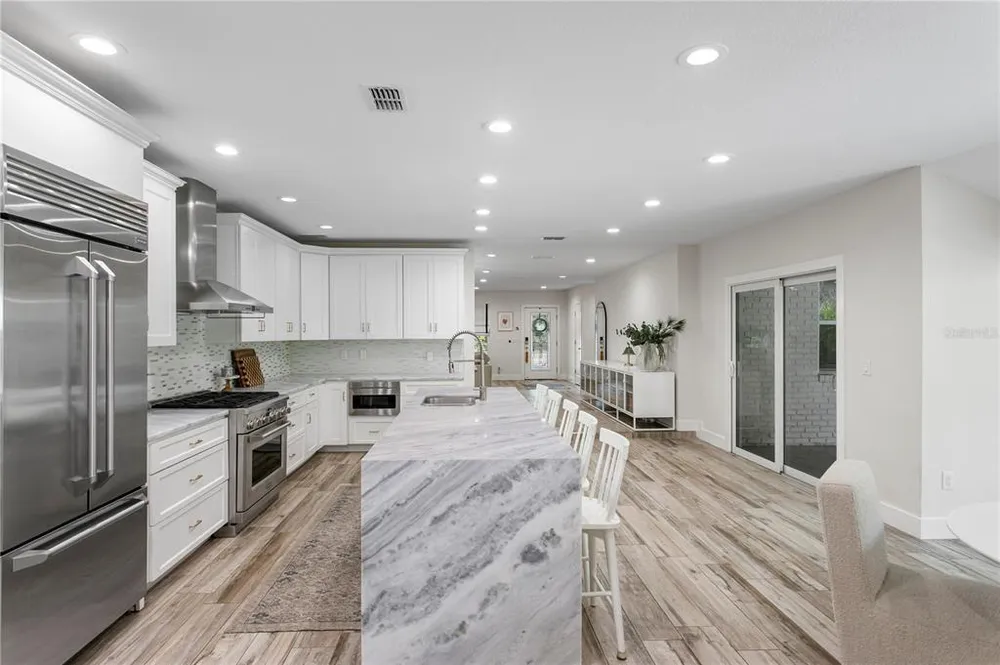 3107 W Watrous Ave, Tampa, FL 33629