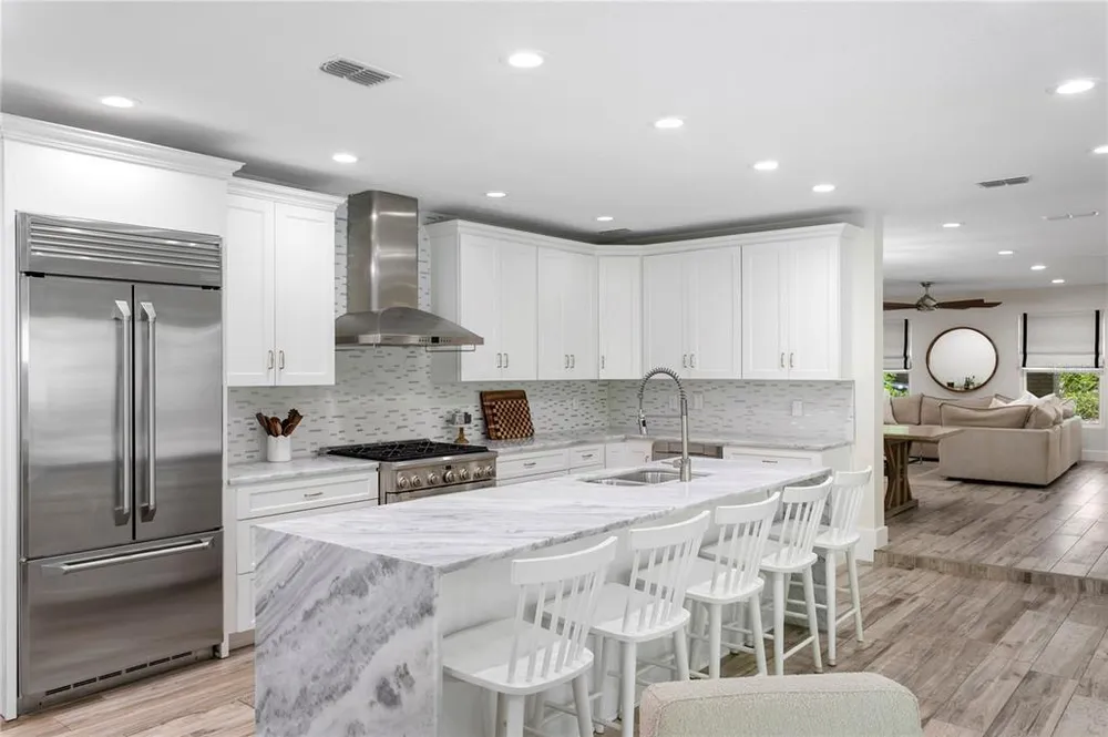 3107 W Watrous Ave, Tampa, FL 33629