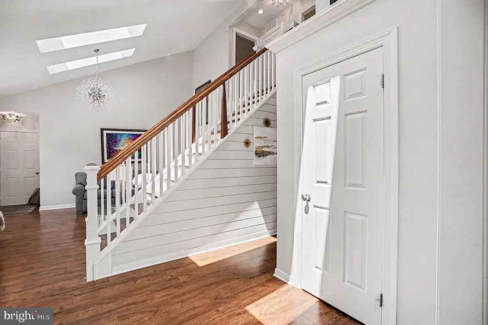 944 Hedgerow Ct, Blue Bell, PA 19422