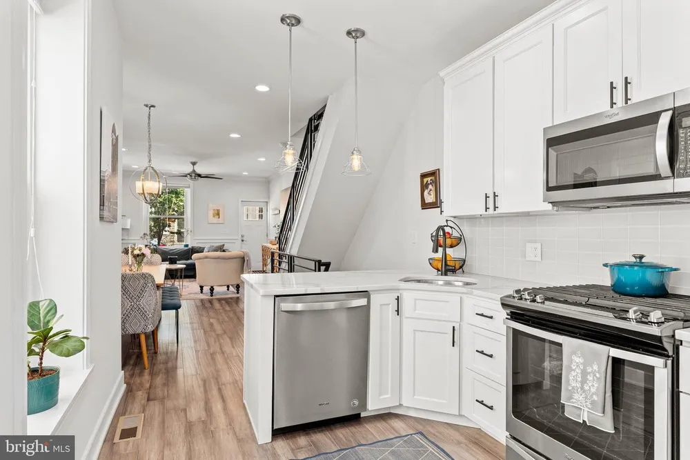 304 W Salaignac St, Philadelphia, PA 19128