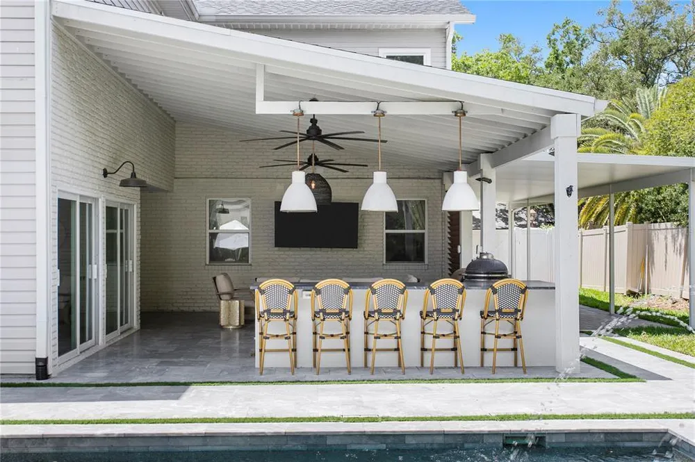 3107 W Watrous Ave, Tampa, FL 33629