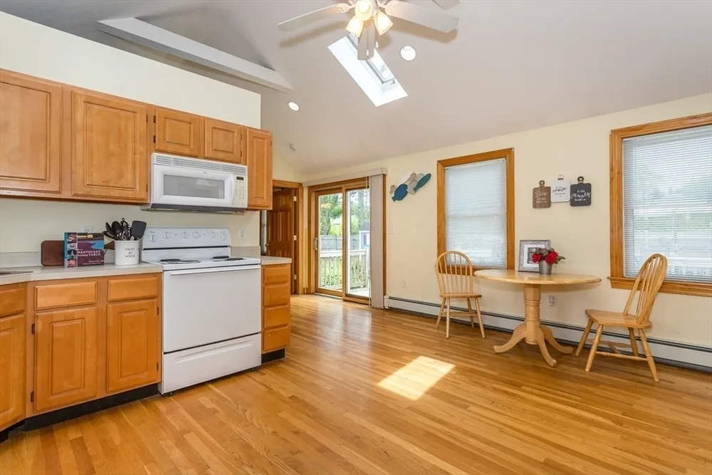 10 Cedarcrest Rd, Canton, MA 02021