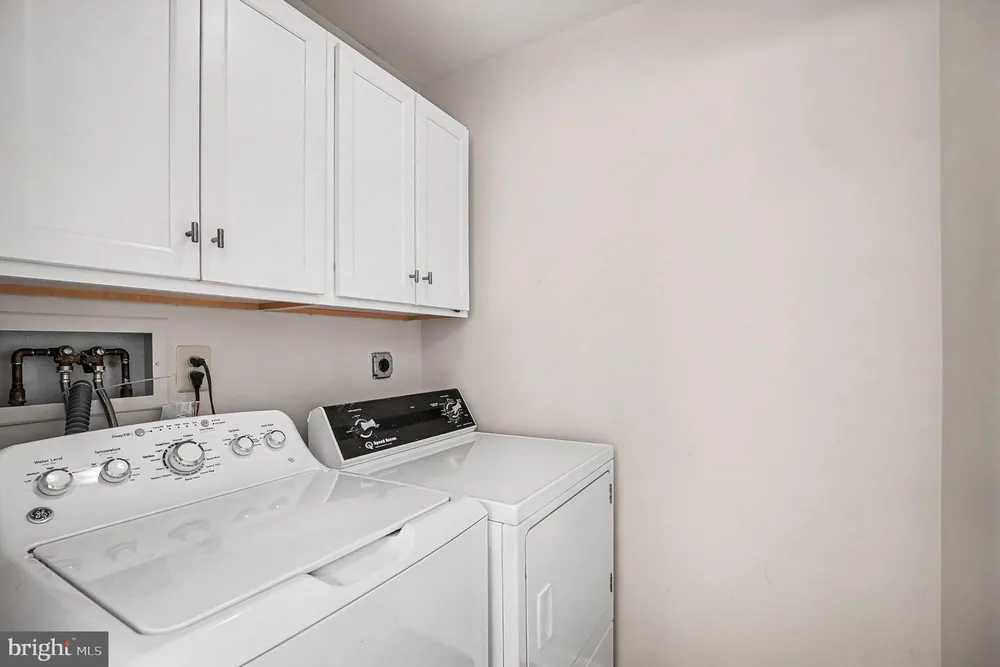 944 Hedgerow Ct, Blue Bell, PA 19422