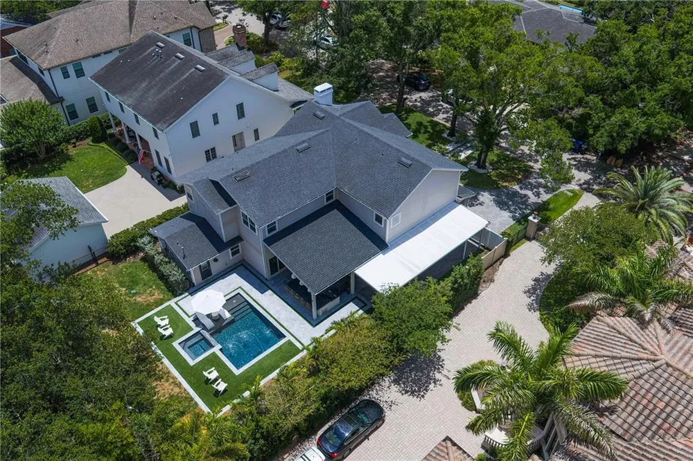 3107 W Watrous Ave, Tampa, FL 33629