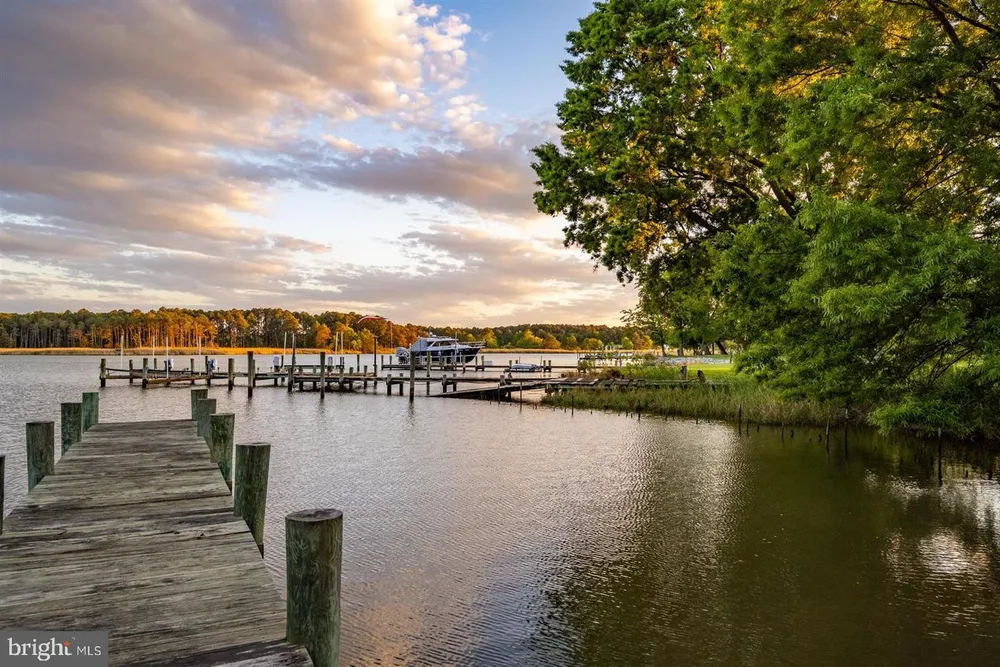 162 Kirwans Landing Ln, Chester, MD 21619