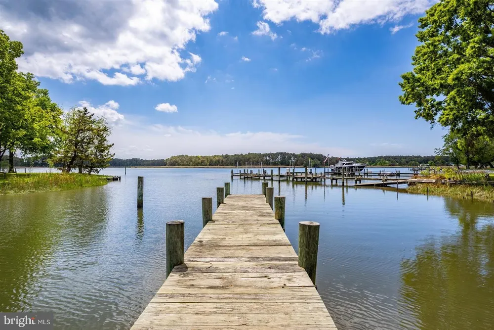 162 Kirwans Landing Ln, Chester, MD 21619