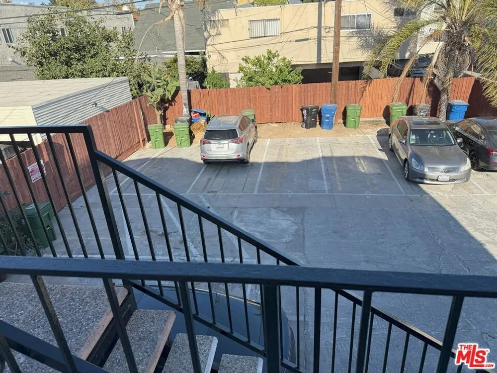 1406 2nd Ave, Mid-City, CA 90019