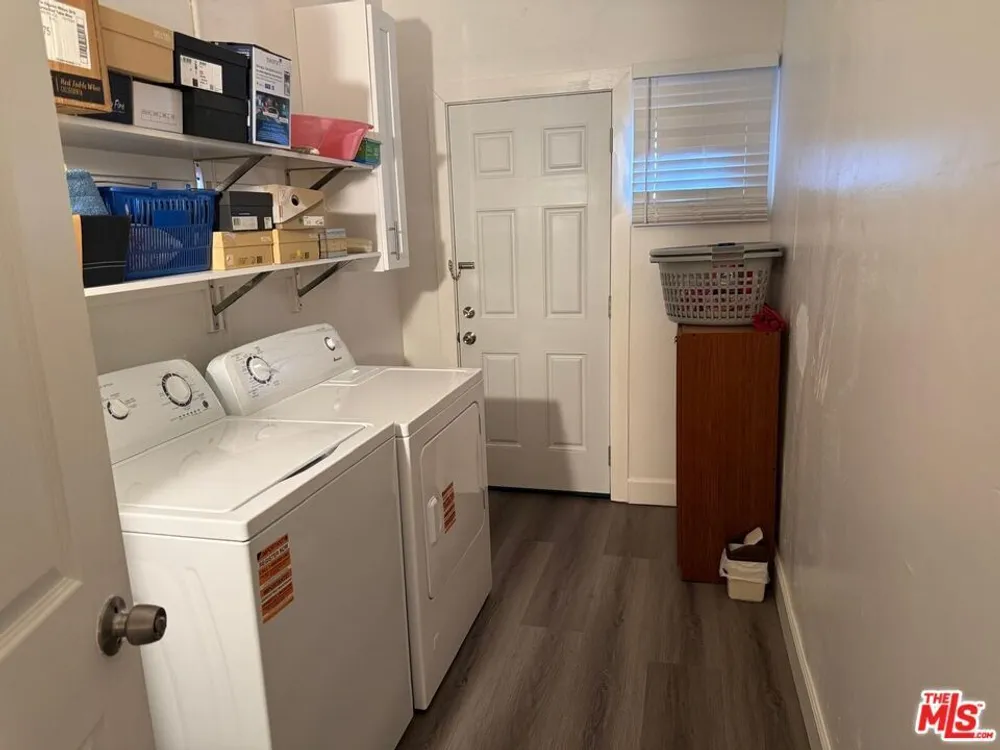 1406 2nd Ave, Mid-City, CA 90019