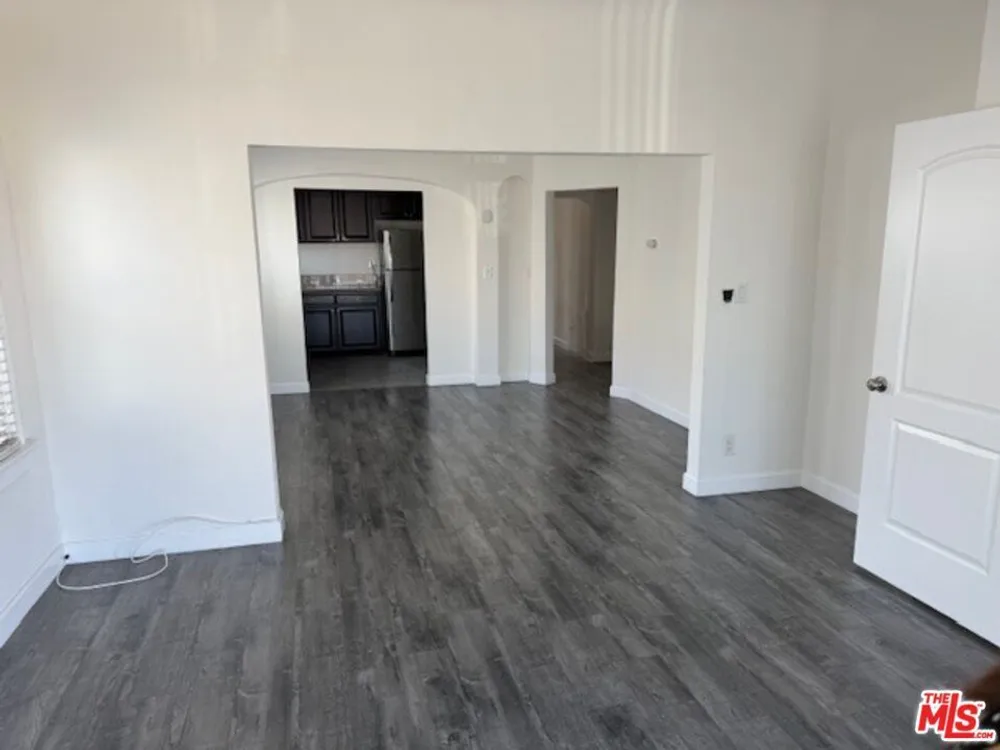 1406 2nd Ave, Mid-City, CA 90019