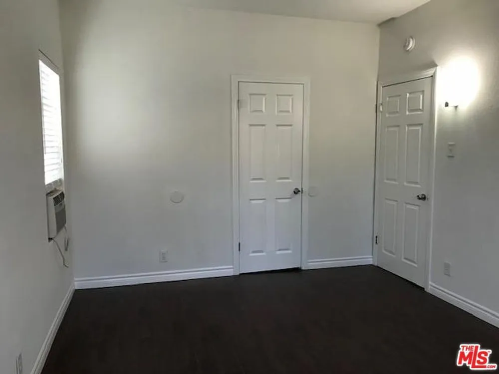 1406 2nd Ave, Mid-City, CA 90019
