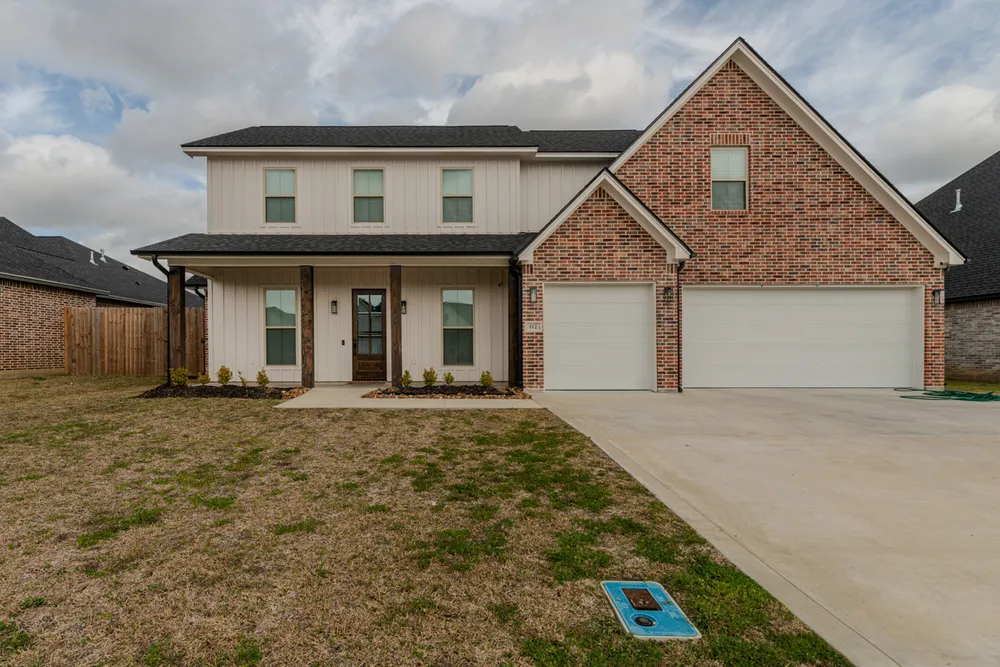 112 Pindo Palm Dr, Lumberton, TX 77657