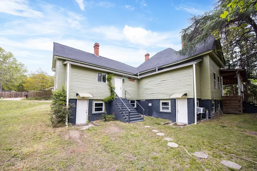 2113 Summerville Rd, Phenix City, AL 36867