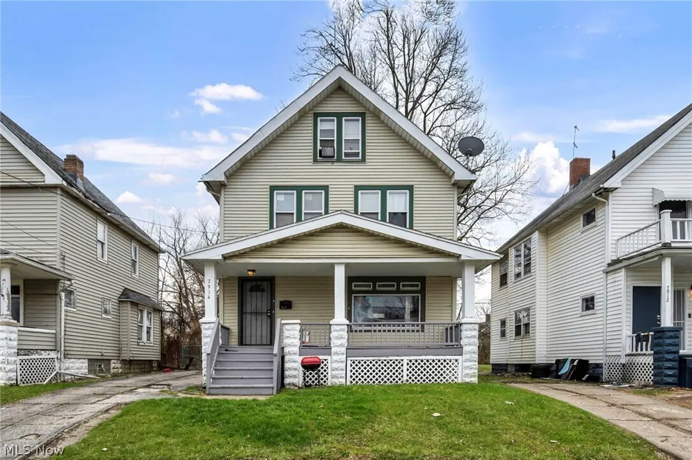 7914 Dorver Ave, Cleveland, OH 44105
