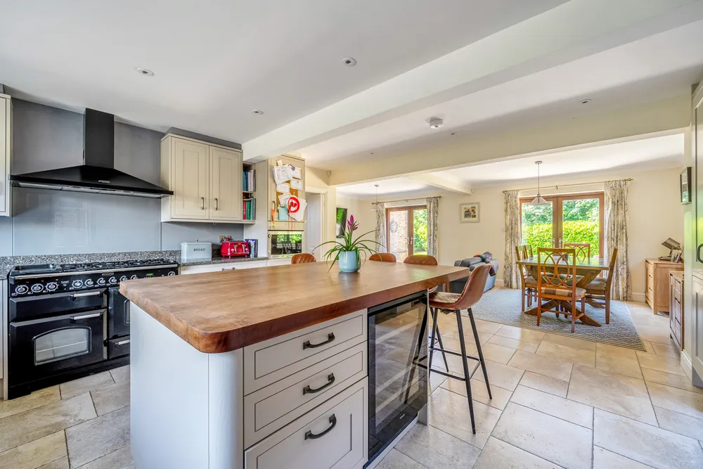 Shoppenhangers Road, Maidenhead, SL6