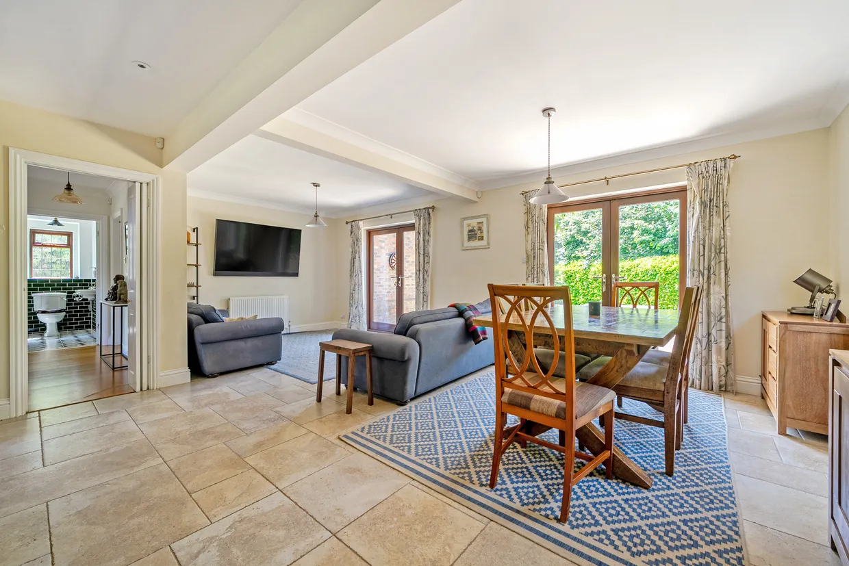 Shoppenhangers Road, Maidenhead, SL6 photo 3