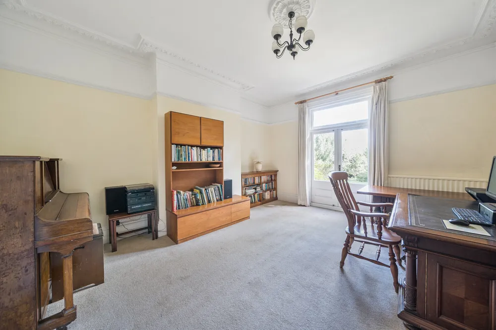 Highfield Road, Hertford, SG13