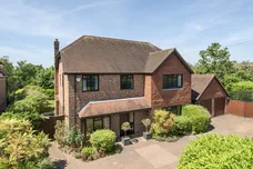 Shoppenhangers Road, Maidenhead, SL6 photo 1