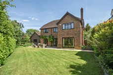 Shoppenhangers Road, Maidenhead, SL6 photo 2