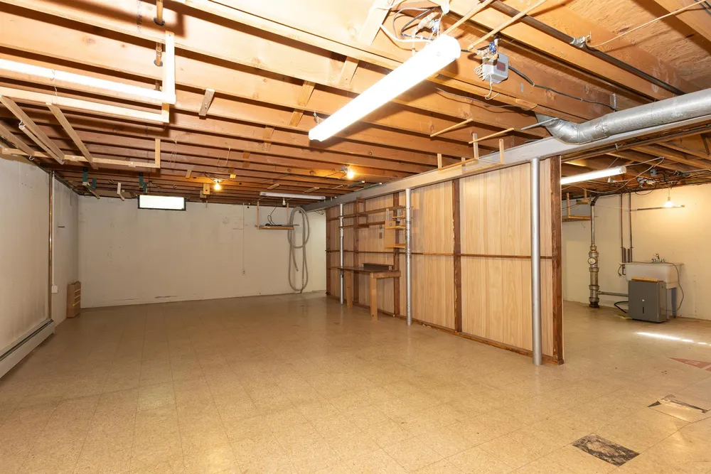 1740 N Eugene St, Appleton, WI 54914