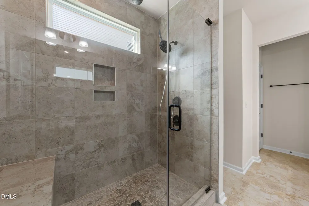 3735 Autumn Creek Dr, Fuquay-Varina, NC 27526